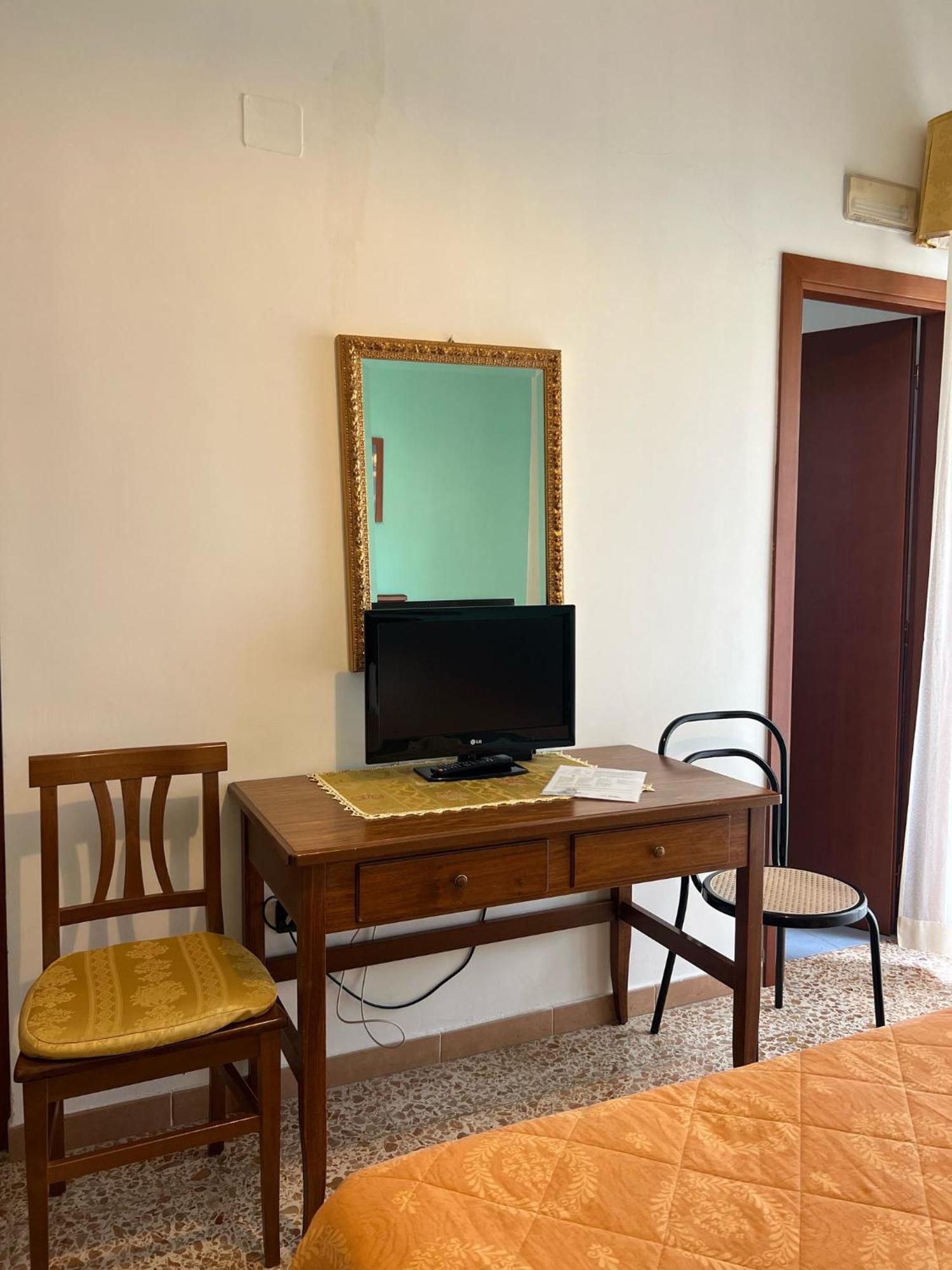 Hotel Mazzocca Caramanico Terme Exterior photo